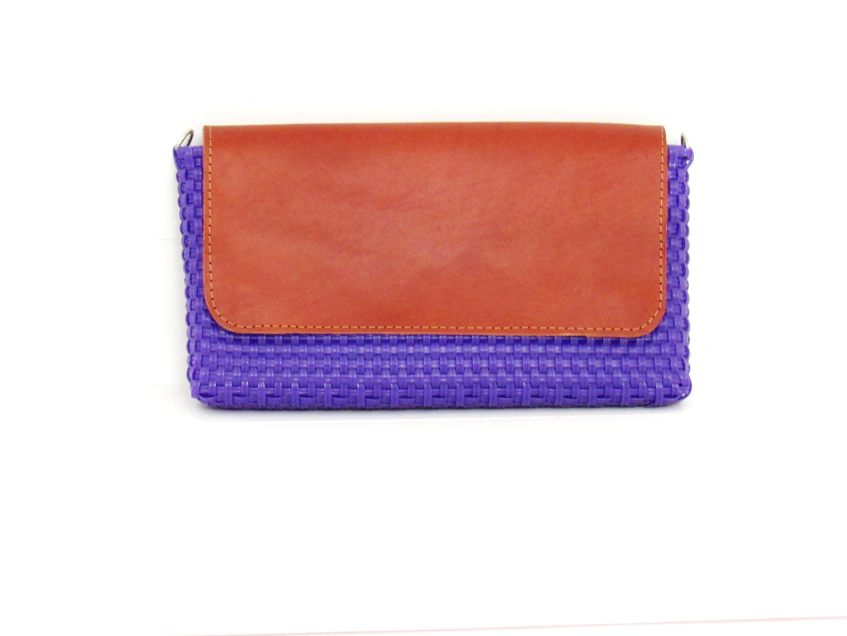Bolsa Clutch Tejida Color Morada