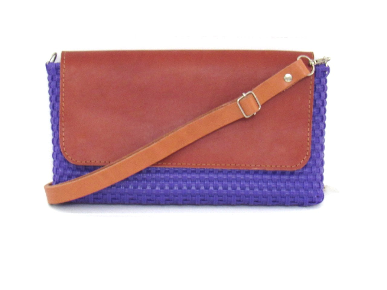 Bolsa Clutch Tejida Color Morada
