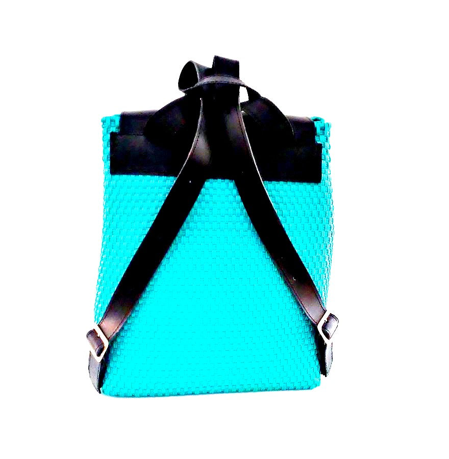 Mochila Tejida Color Azul Aqua